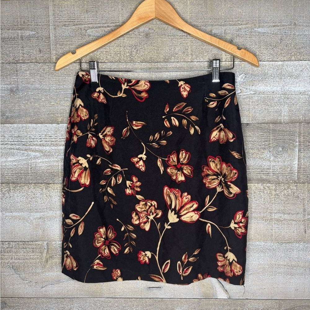 Ann Taylor 6 petite vintage 90s 100% silk Black floral mini Skirt 6 petite